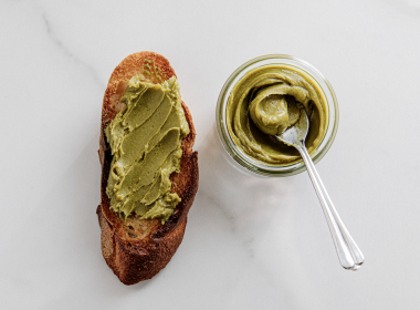 White Chocolate Pistachio Spread