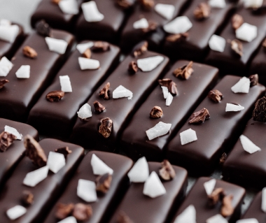 61% Keto Coconut Bars